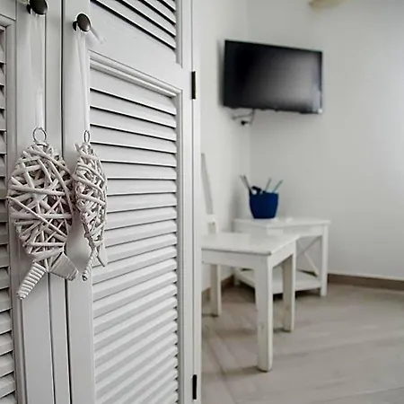 Jolie Bed & Breakfast 4*