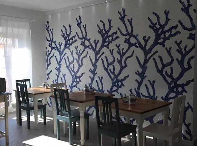 Jolie Bed & Breakfast 4*